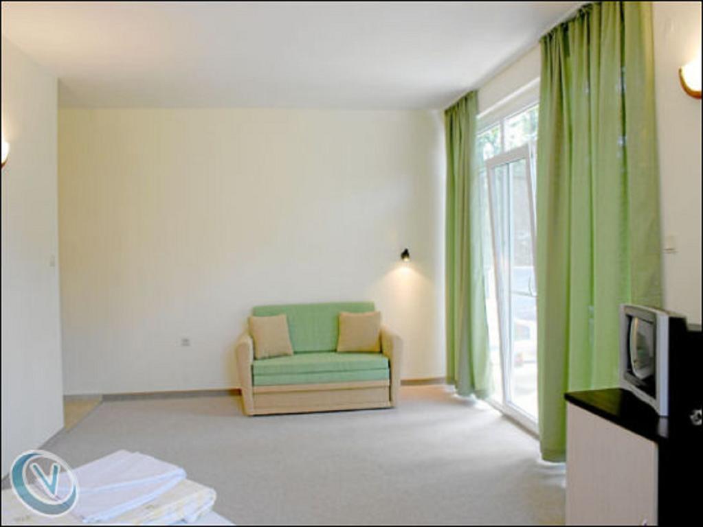 Family Hotel Phoenix Kiten Rum bild