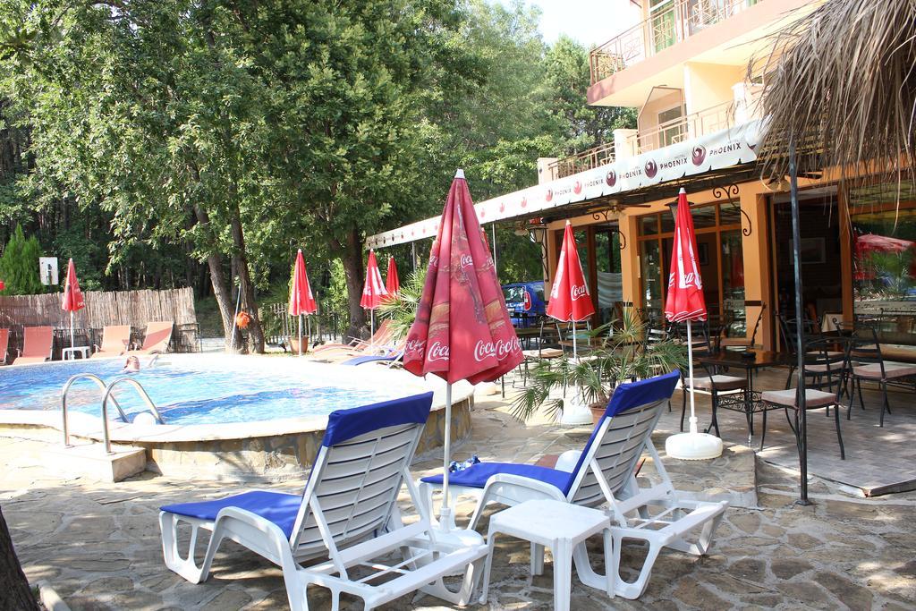 Family Hotel Phoenix Kiten Exteriör bild